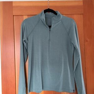 Free Fly Apparel Women's Blue Long Sleeve Top